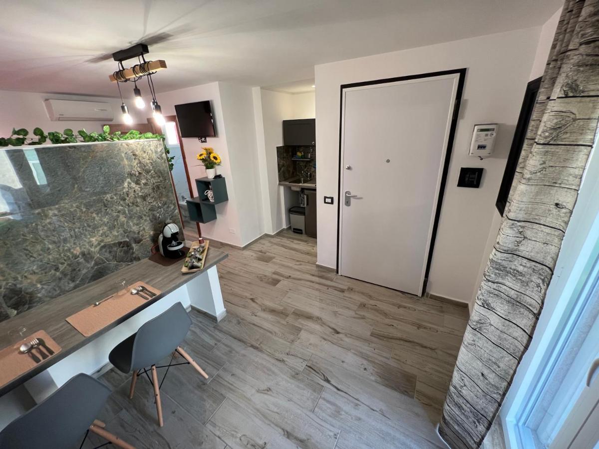 Loft Con Terrazzo A Livello Stazione Apartment Lecce Ngoại thất bức ảnh